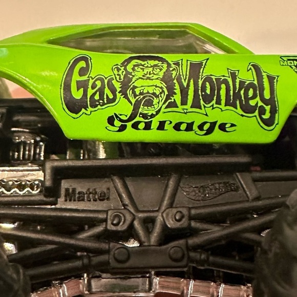 Mattel hot wheels toy car monster truck plastic x3 gas monkey, digger and Braun - Picture 12 of 12